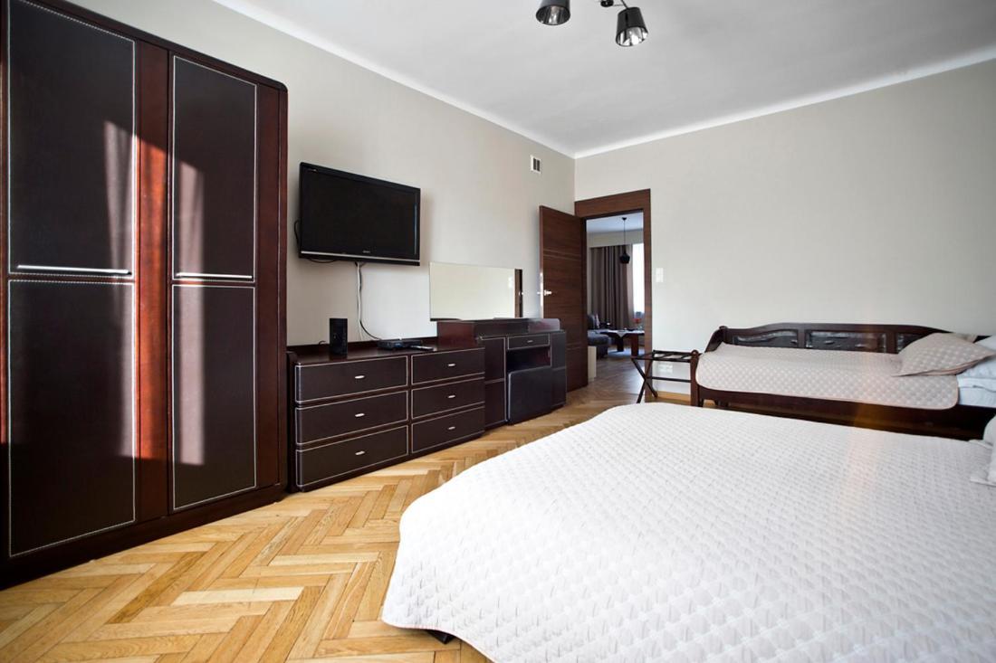 Niepodleglosci Serviced Apartments Warsawa Bagian luar foto