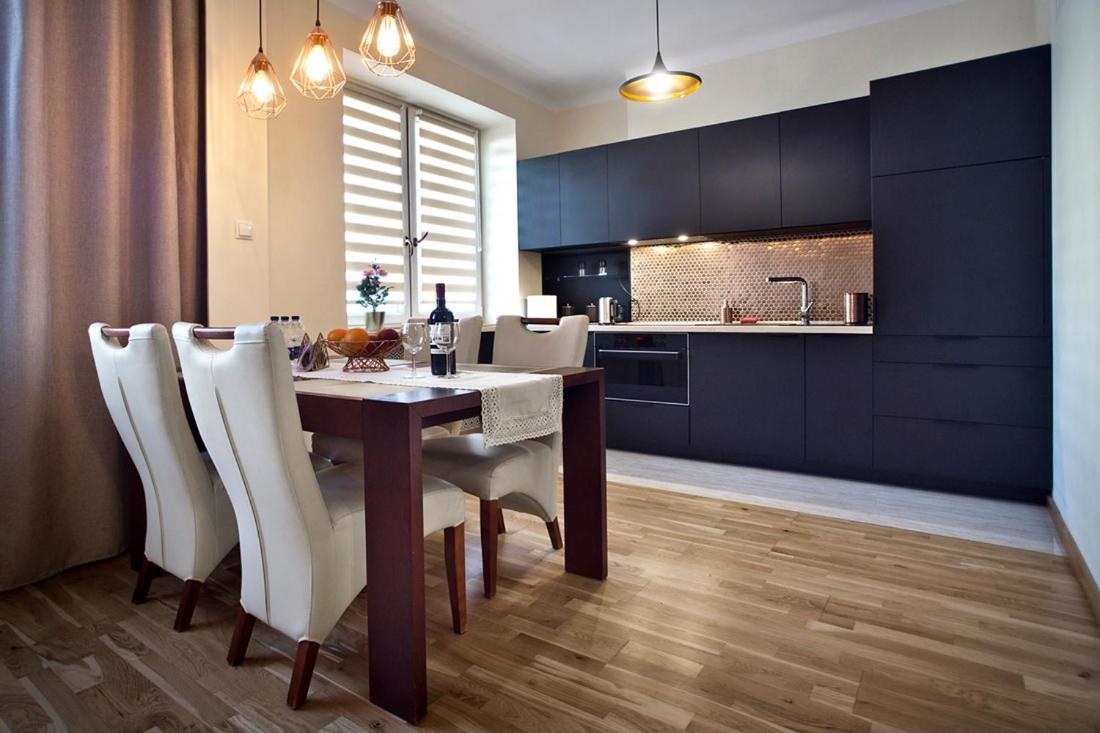 Niepodleglosci Serviced Apartments Warsawa Bagian luar foto